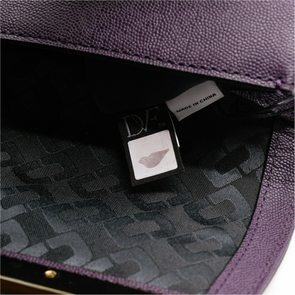 DVF Diane von Furstenberg 440 Caviar Leather Envelope Clutch in Eggplant NWT - Picture 12 of 13